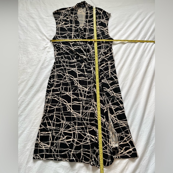 Anne Klein Sleeveless Faux Wrap Black & Cream Dress (L) - Picture 8 of 11